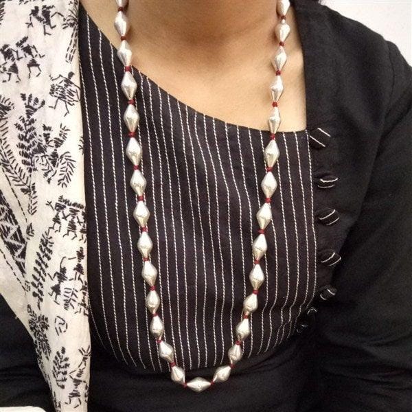 Niboli Beads With Red Thread Mala