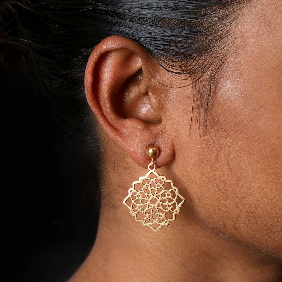 EARRINGS-4