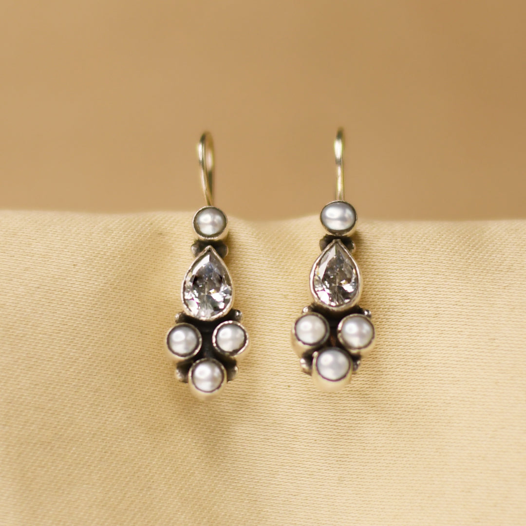 Kundan - Pearl Hook Earrings-4