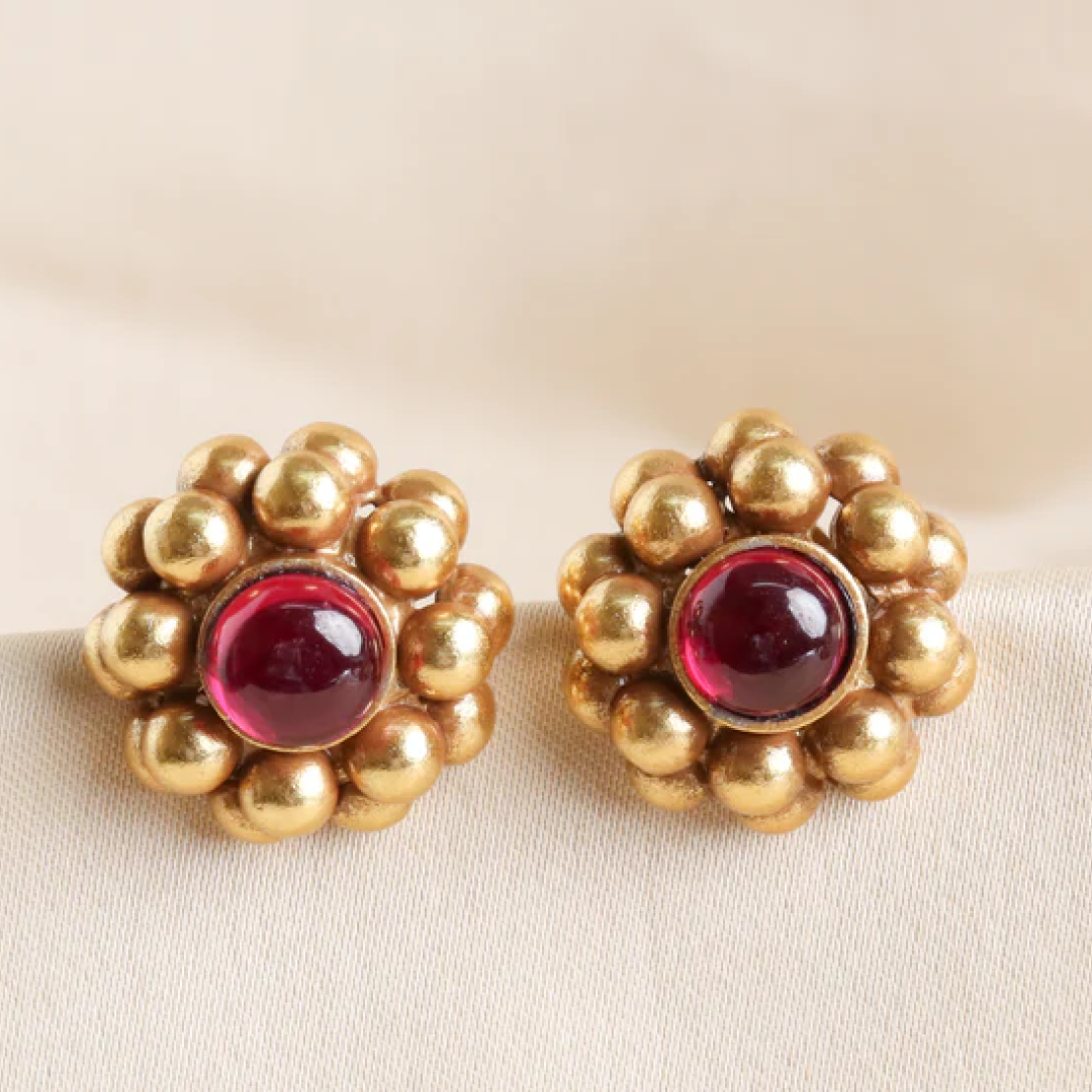 Goldplated Kudi Studds-1