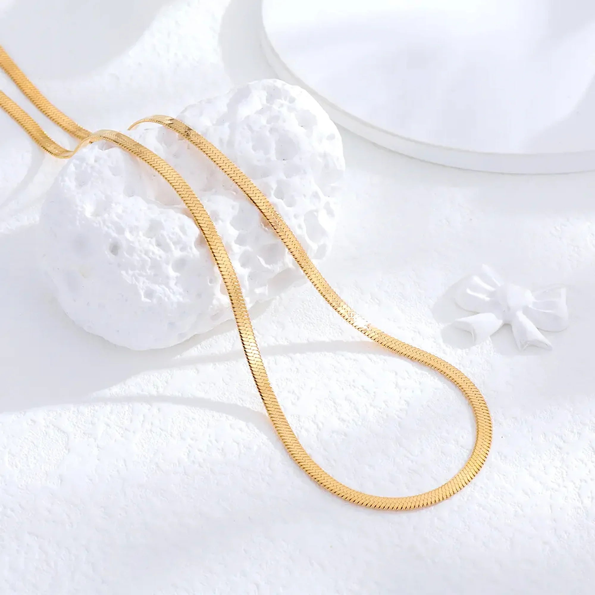 Herringbone Snake Chain Necklace – Flat Statement Choker Jewelry-1